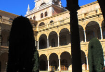 Patio del Campus de loa Merced de la Universidad de Murcia. FOTO: Web de la Universidad de Murcia