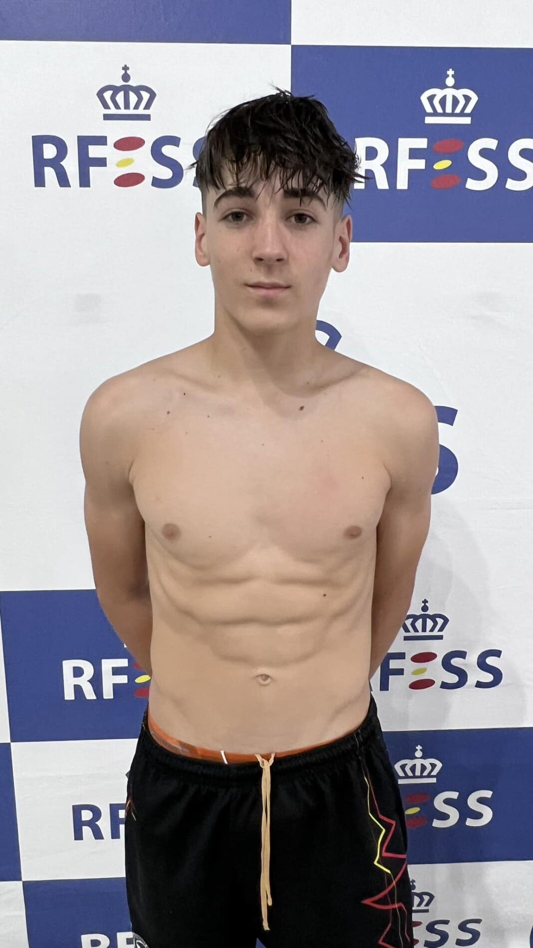 Diego Monge Mahcho (Club Actividades Acuáticas Calatayud) – Récord de España 50 metros remolque de maniquí en categoría cadete masculina (00:34:88 frente a 00:35:11).