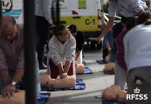 Un momento de las prácticas de reanimación cardiopulmonar en el taller celebrado en Córdoba. AUTOR: Pablo Rodríguez-RFESS