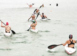 PORTADA ‘Un mar de compromiso’, la exposición fotográfica virtual que proyecta la esencia deportiva del salvamento y socorrismo