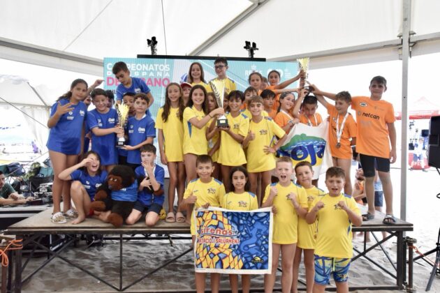 Pódium de la clasificación conjunta de la categoría alevín del XX Campeonato de España Alevín de salvamento y socorrismo celebrado en Castelló de la Plana. Autor: Javier Sánchez-RFESS